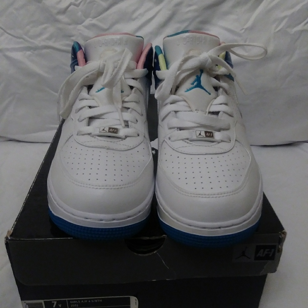 Girls retro AJF size 7